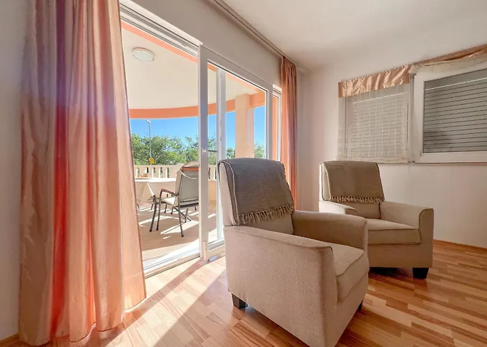 Apartment House Basta - Free Parking Baska Voda